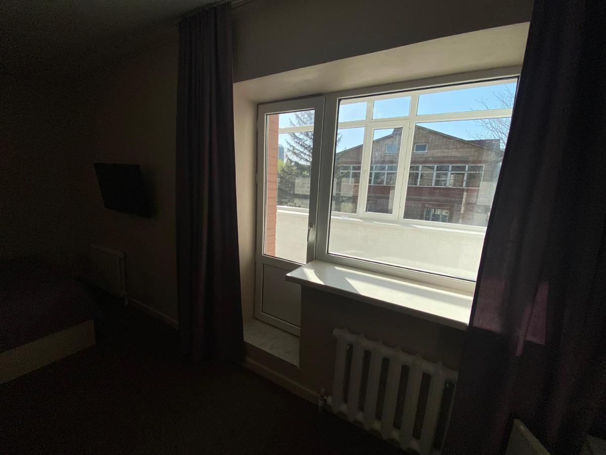 Ulpan Mini Hotel Astana Bagian luar foto