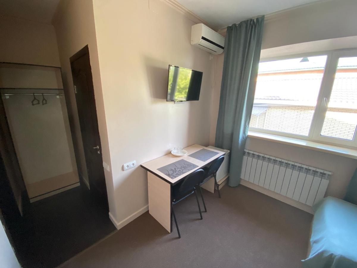 Ulpan Mini Hotel Astana Bagian luar foto