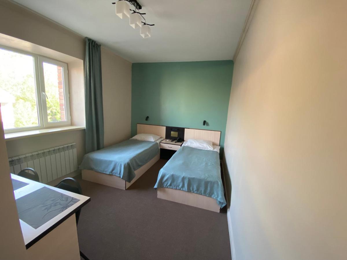 Ulpan Mini Hotel Astana Bagian luar foto